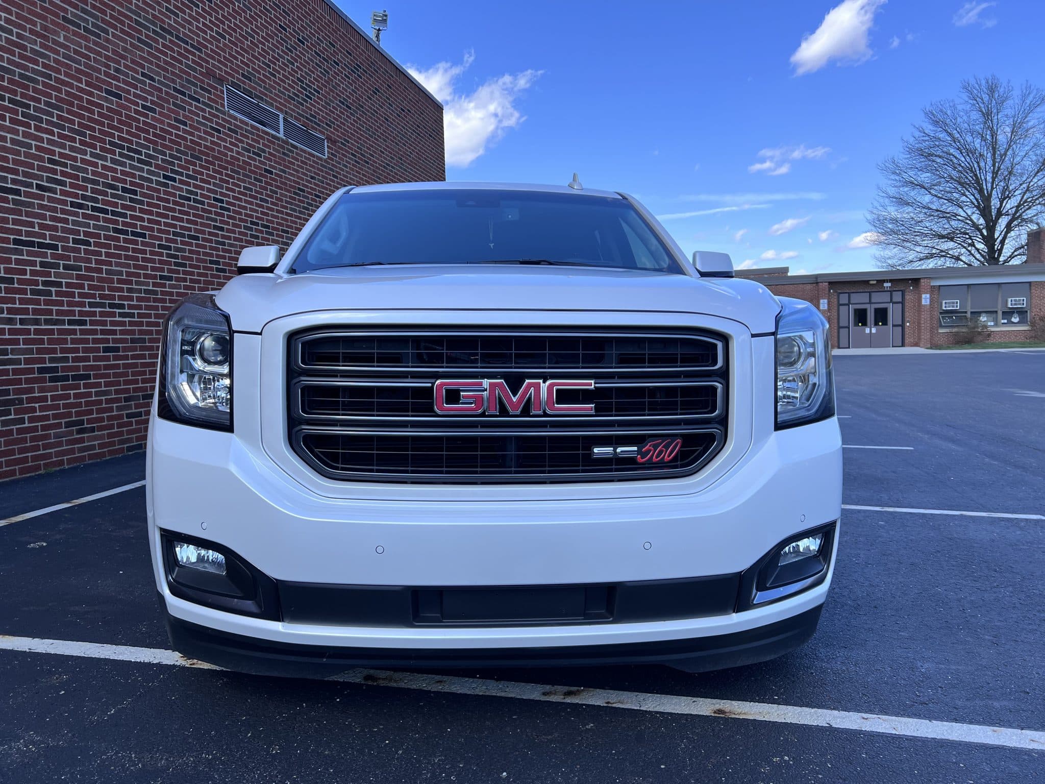 2019 GMC Yukon SC560 full-size SUV photographed from the side.